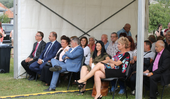 16. fotografia fotogalérie I. Medzinárodný Kultúrny Festival Malé Trakany